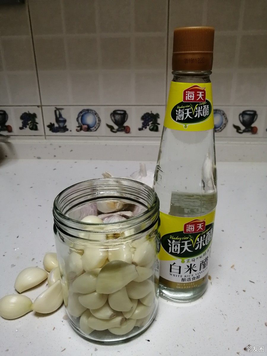 白米醋泡腊八蒜一清二白真透亮