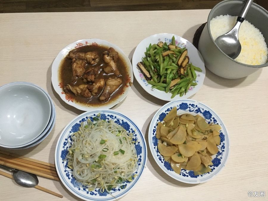 今天大暑晚上吃家常便饭了