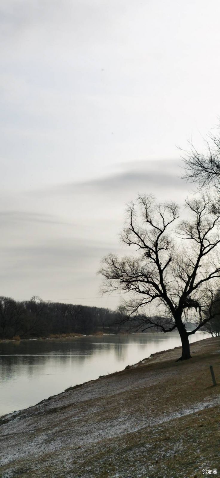 感觉很有画面感与朋友们分享