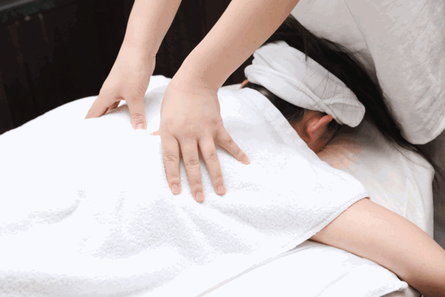 肩颈舒压,足底疗法,芳香开背,给疲劳的身体放个假吧