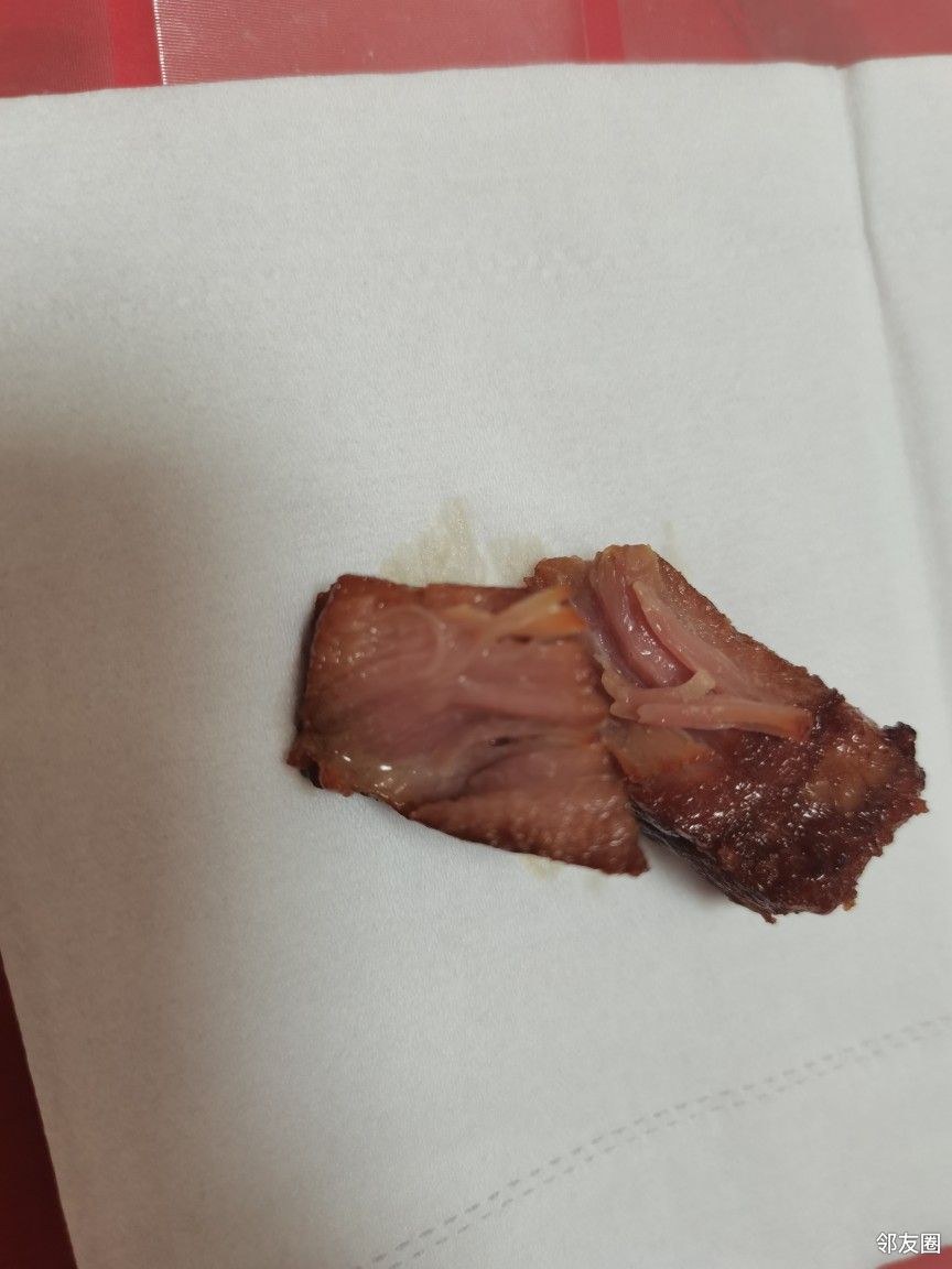 折扣店买的五花肉口感像合成肉吃起来软绵绵