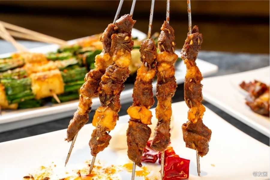 699元街边儿牛肉串双人餐东北那嘎达来的烤串焦嫩喷香筋道软烂好吃到