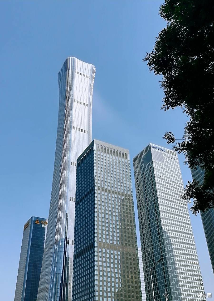 中国尊大厦和大裤衩图片