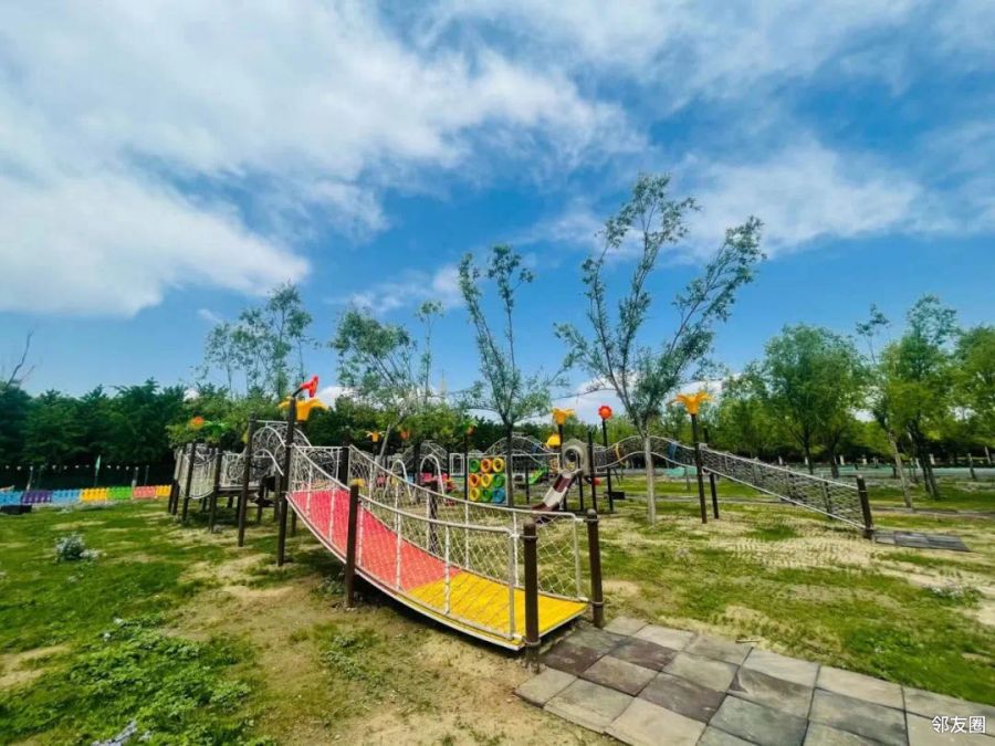 丰台天景游乐场盛大开业水上悠波球旋转摩天轮小坦克车超多项目还有cs