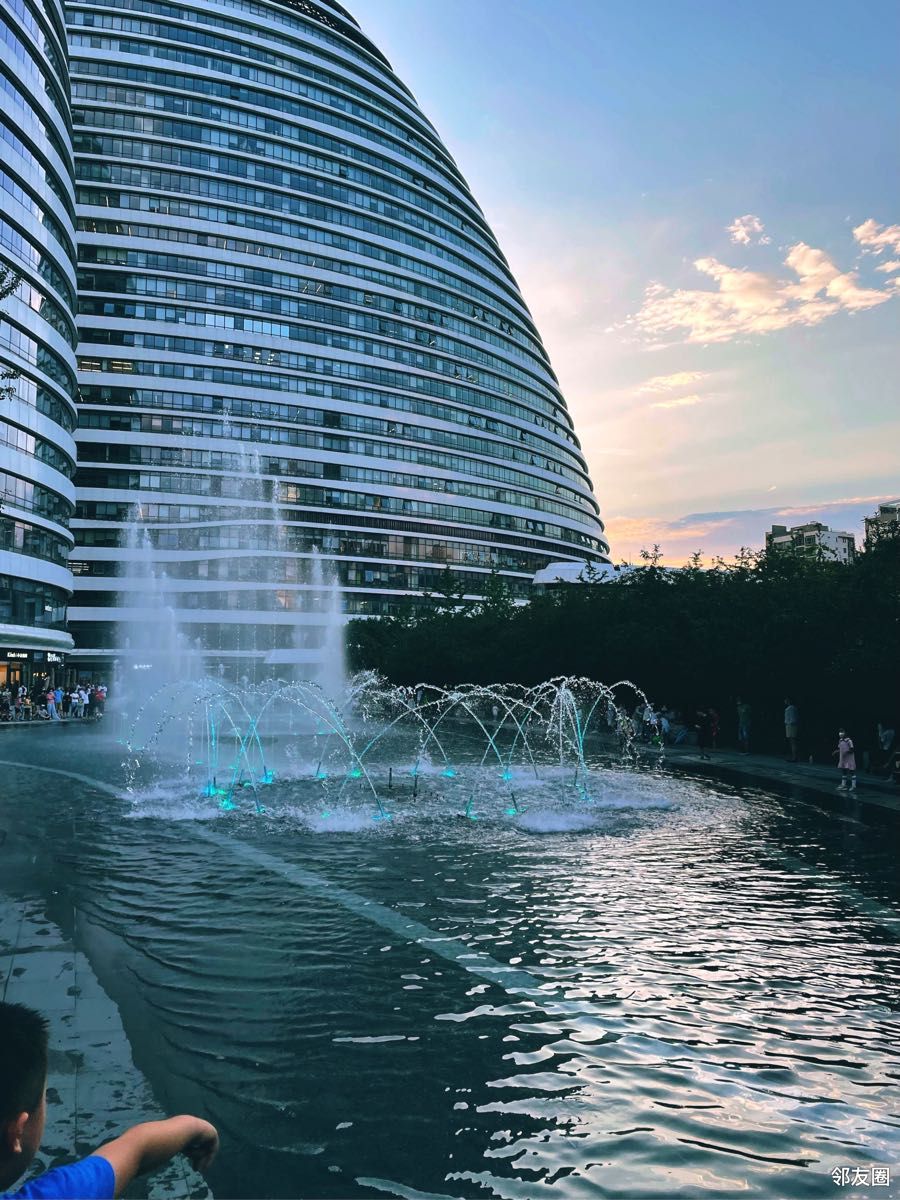 soho看喷泉7415来自微社区:望京soho2021-08-30 10:44:29lv.