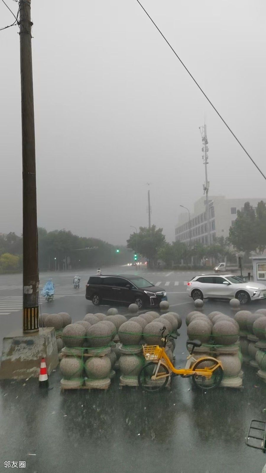 一看天变黑,赶紧跑_回龙观社区网